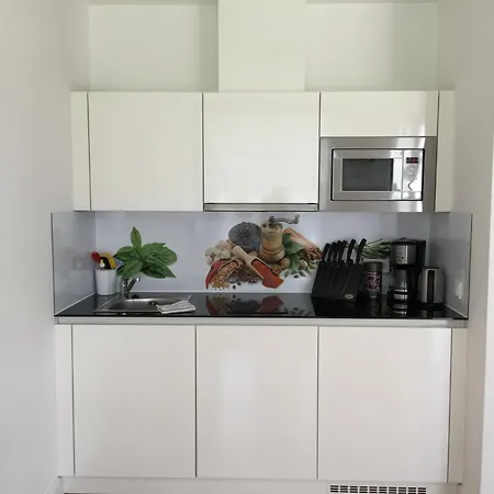 Downtown Apartment *