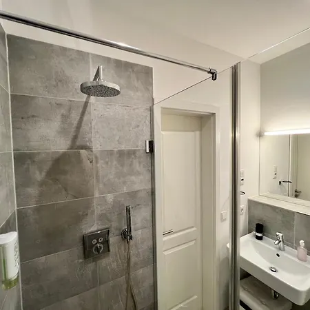 Apartament Downtown *